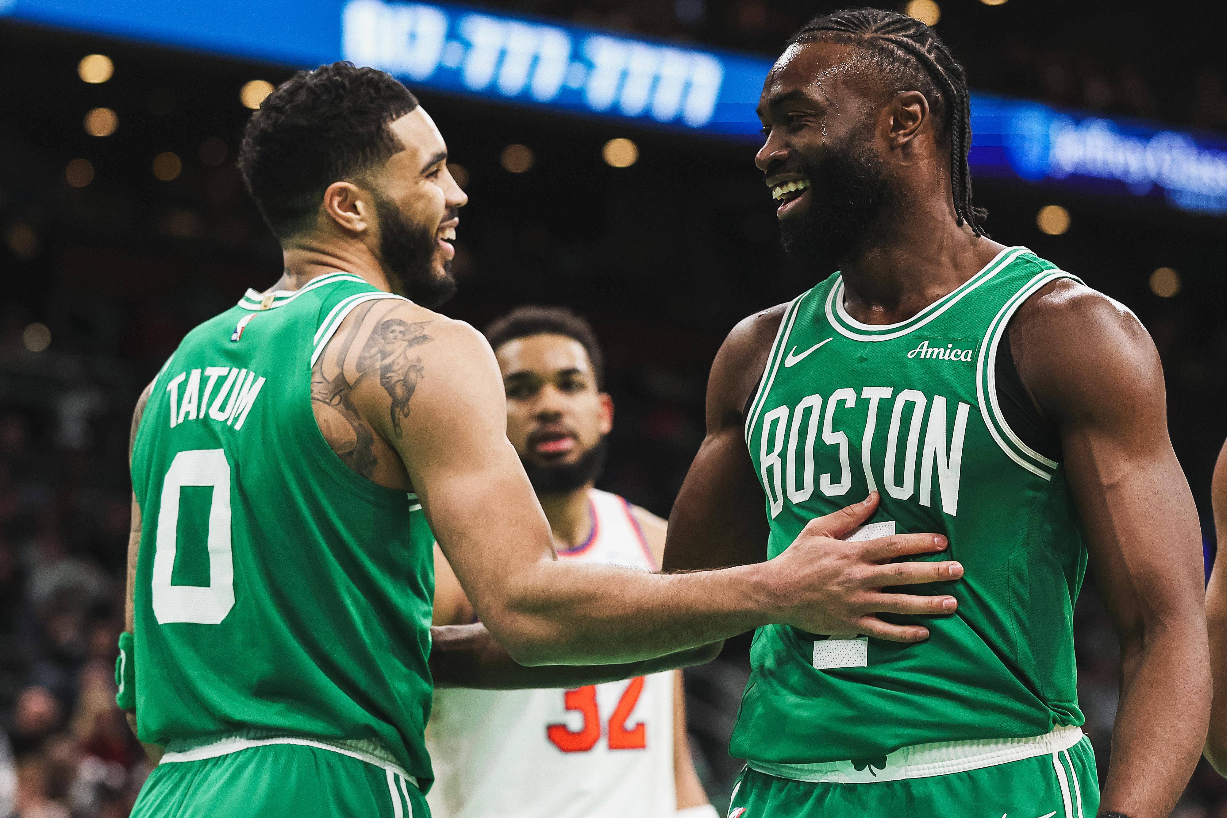NBA季后赛启幕！雄鹿击败凯尔特人取得开门红